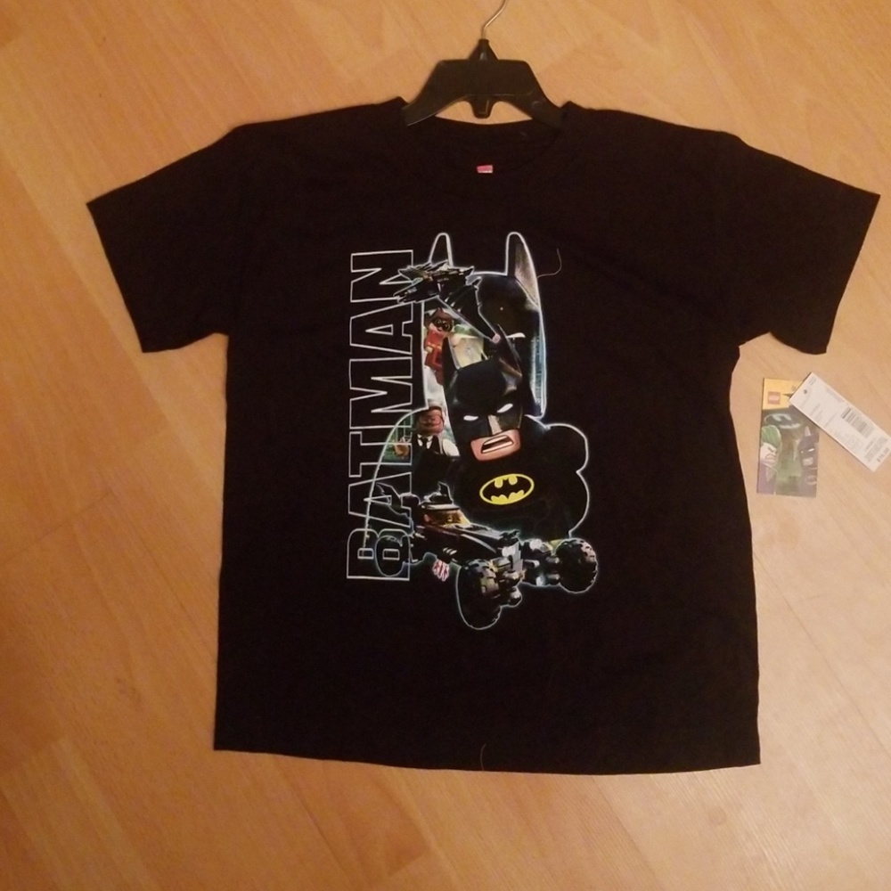 New With Tags  batman LEGO  t-shirt NWT